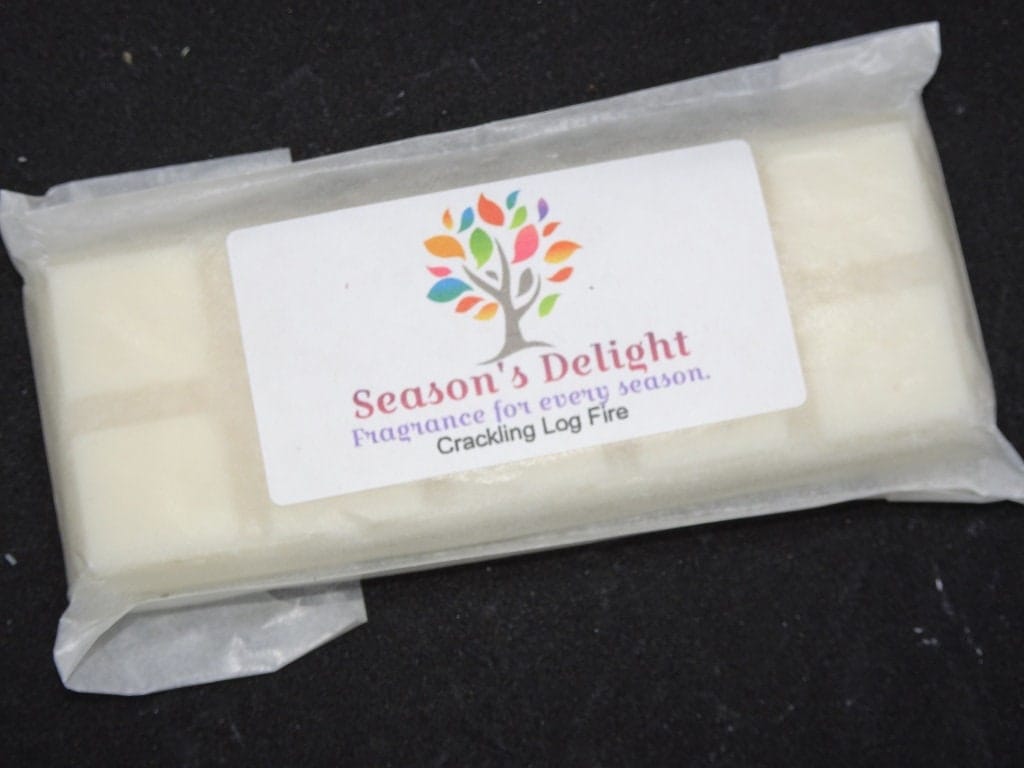 Crackling Logfire Wax Melts. - Image 2