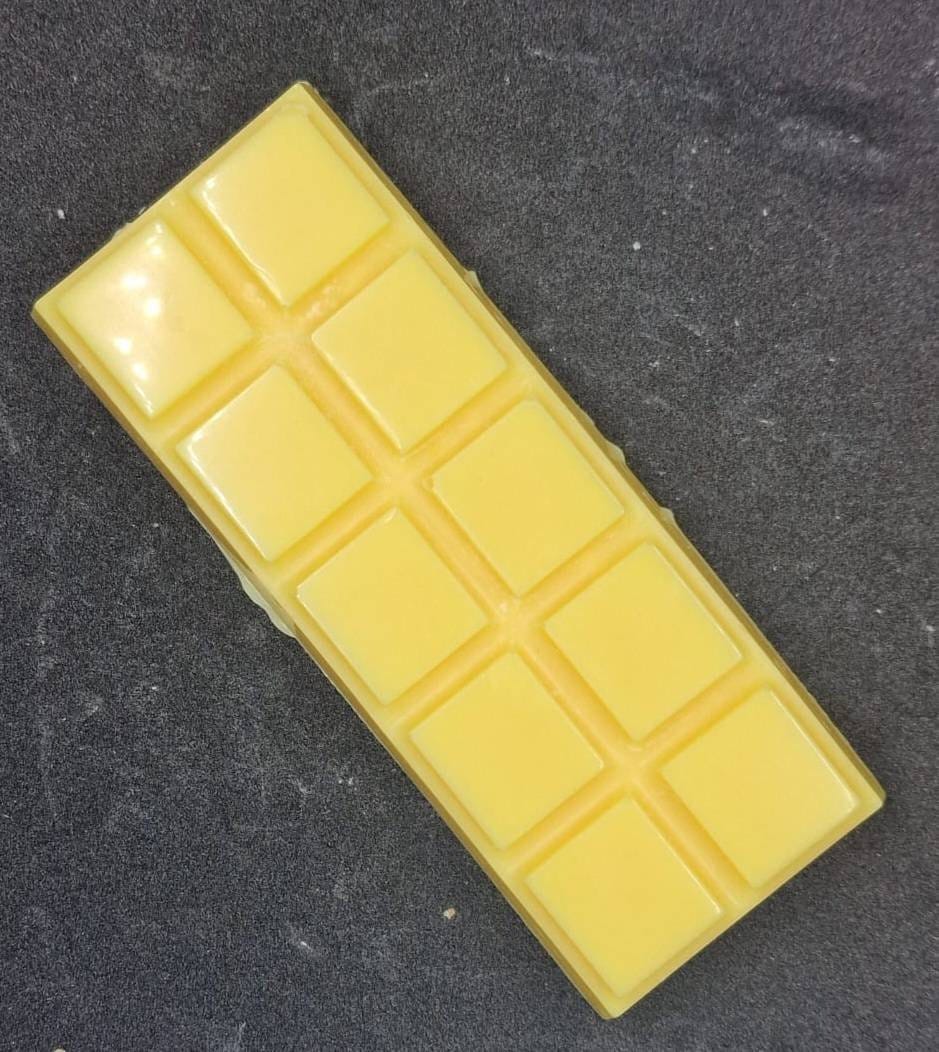 Fresh daffodil wax melts. - Image 3