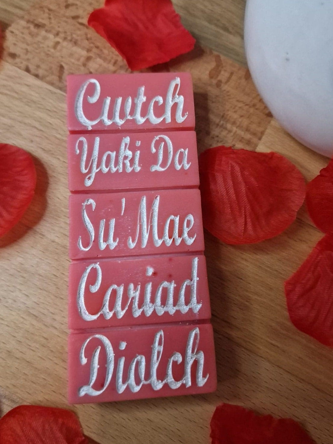 Dydd Santes Dwynwen wax melts. - Image 3