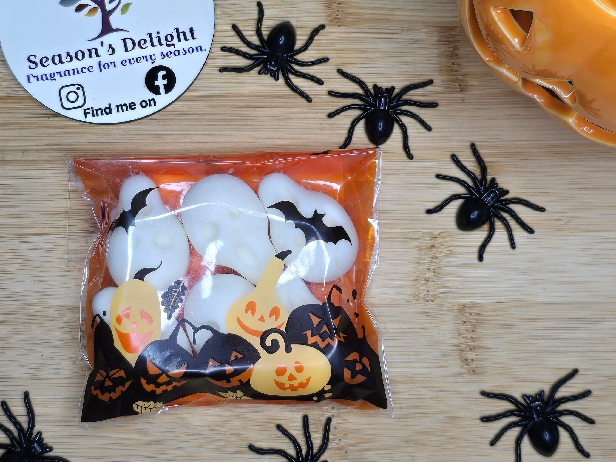 Happy Halloween wax melts.