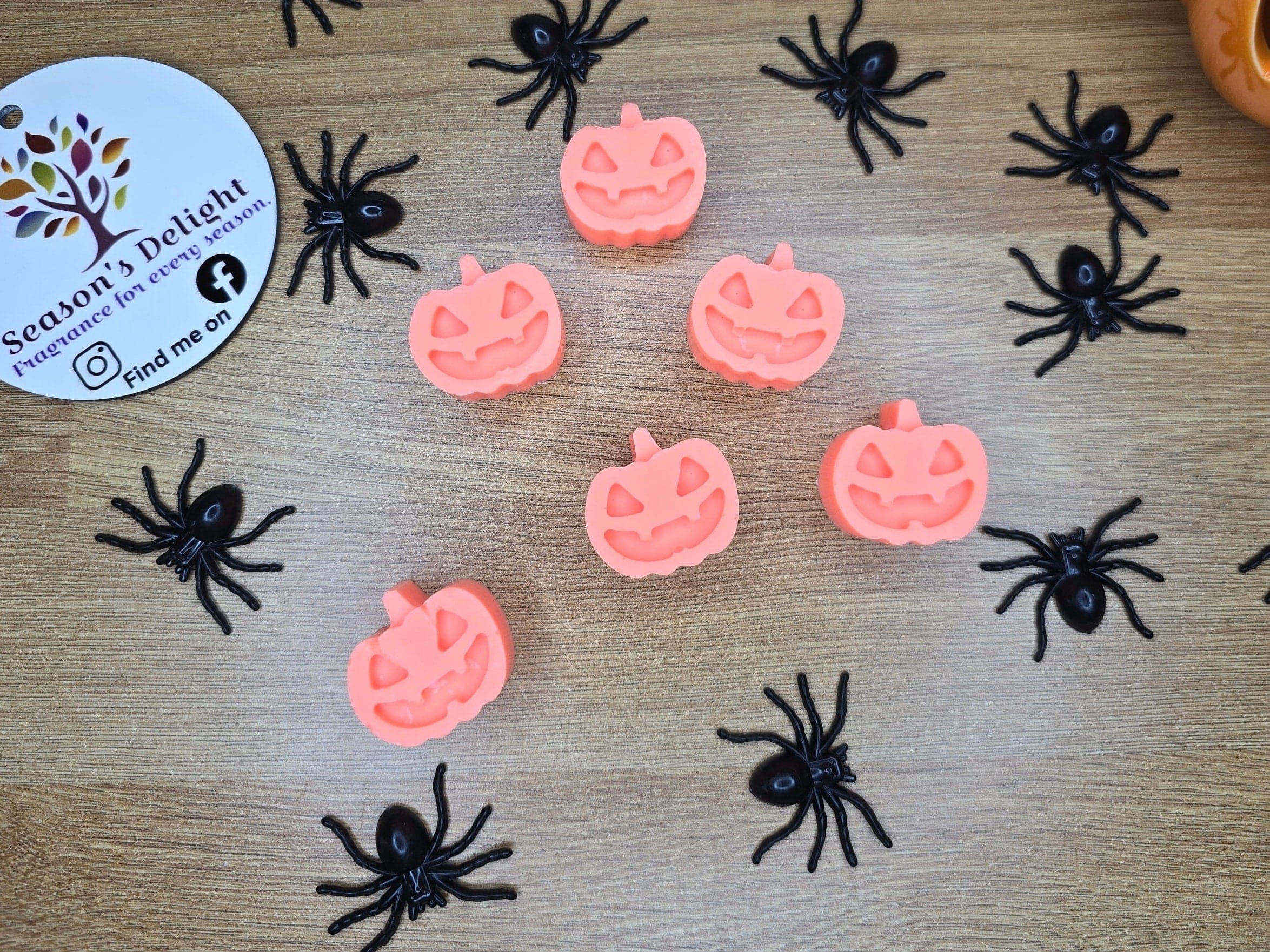 Pumpkin Pecan Waffle Wax Melts. - Image 2