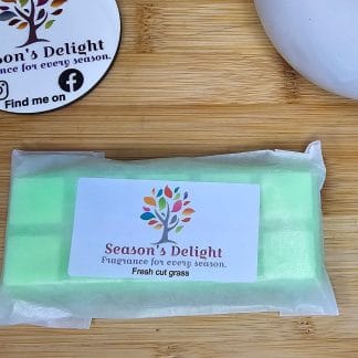 Fresh Cut Grass wax melts.