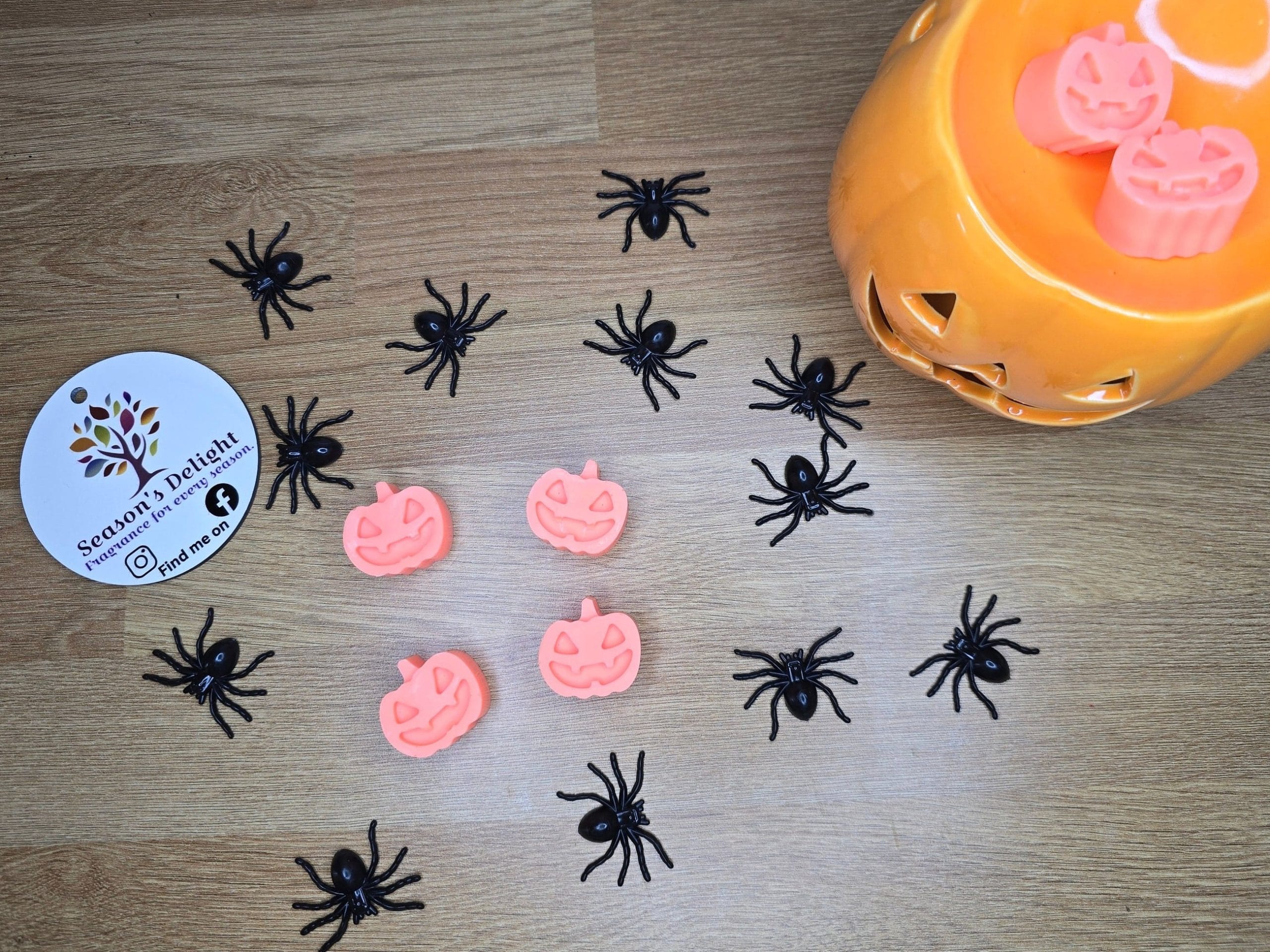 Pumpkin Pecan Waffle Wax Melts. - Image 3