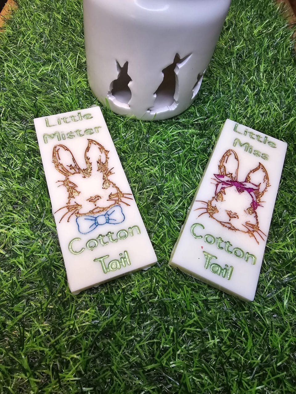 Handpainted Easter, spring wax melt bars. Little mister or Mrs cotton tail designs with the fragrance carrot cake - Image 2